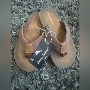 Brand New With Tags Boys Size 1/2 (12/1?) Brown Flip Flops Canvas Strap Nice!